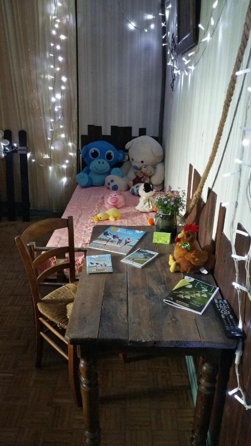 Basse-Cour De Montin Au 256 Chemin De La Rocaille A 38510 Vezeronce Curtin Bed & Breakfast Morestel Ngoại thất bức ảnh