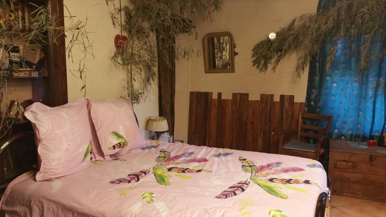 Basse-Cour De Montin Au 256 Chemin De La Rocaille A 38510 Vezeronce Curtin Bed & Breakfast Morestel Ngoại thất bức ảnh